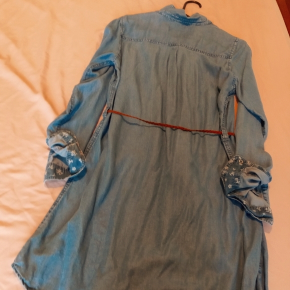 Long sleeved shirt dress - Picture 1 of 4